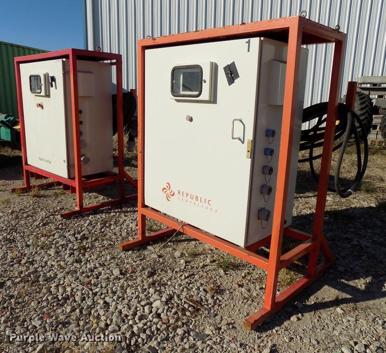 image for item DZ9560 (2) 2013 Republic centrifuge variable frequency drives