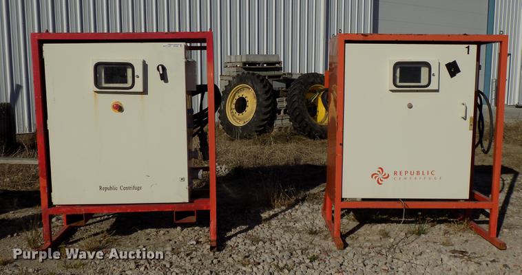 image for item DZ9560 (2) 2013 Republic centrifuge variable frequency drives