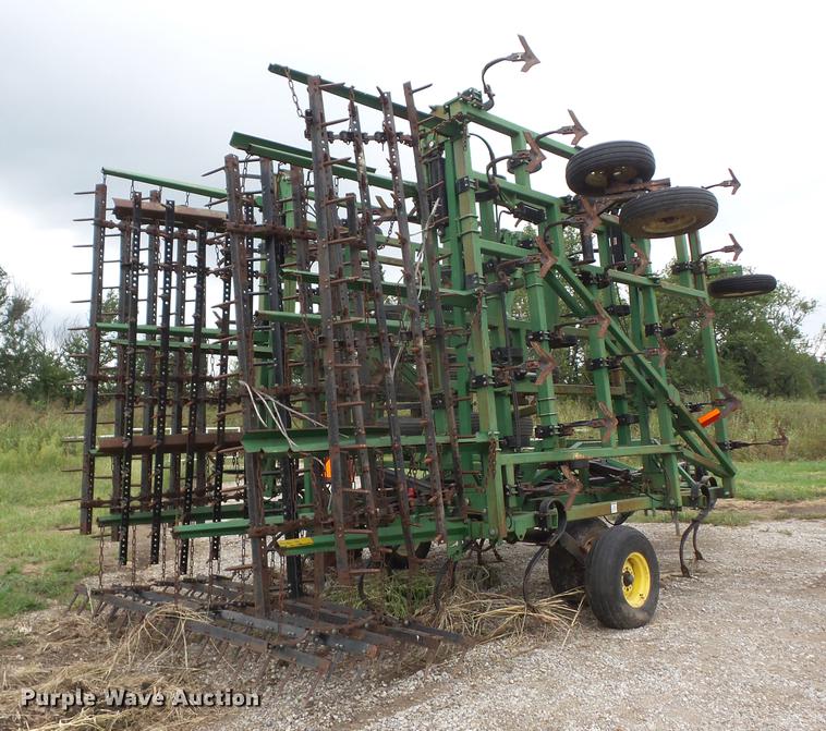 image for item EI9897 Great Plains Series V11 field cultivator