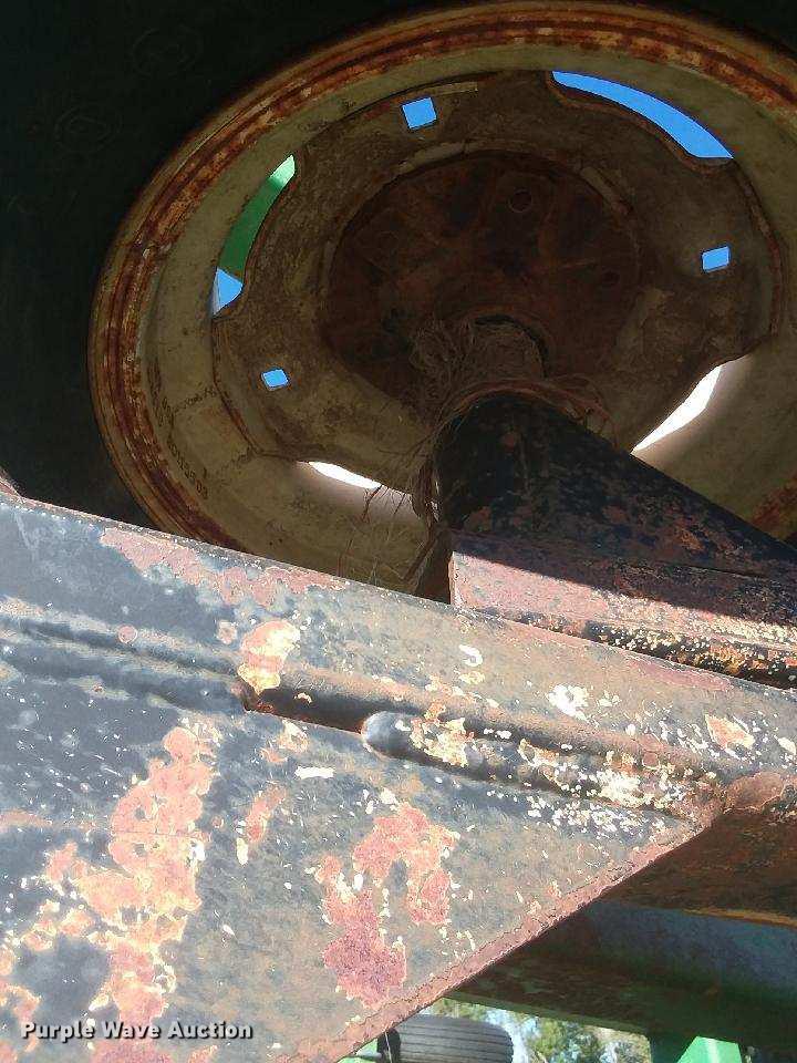 image for item EI9897 Great Plains Series V11 field cultivator