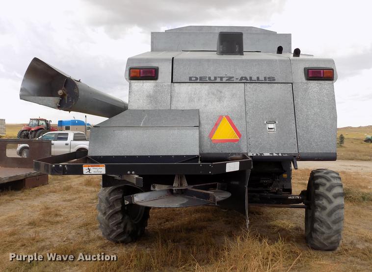 image for item ER9178 1990 Gleaner R60 combine and header