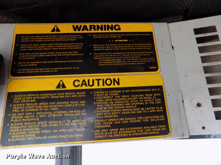 image for item ER9178 1990 Gleaner R60 combine and header