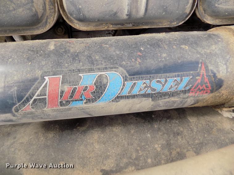 image for item ER9178 1990 Gleaner R60 combine and header