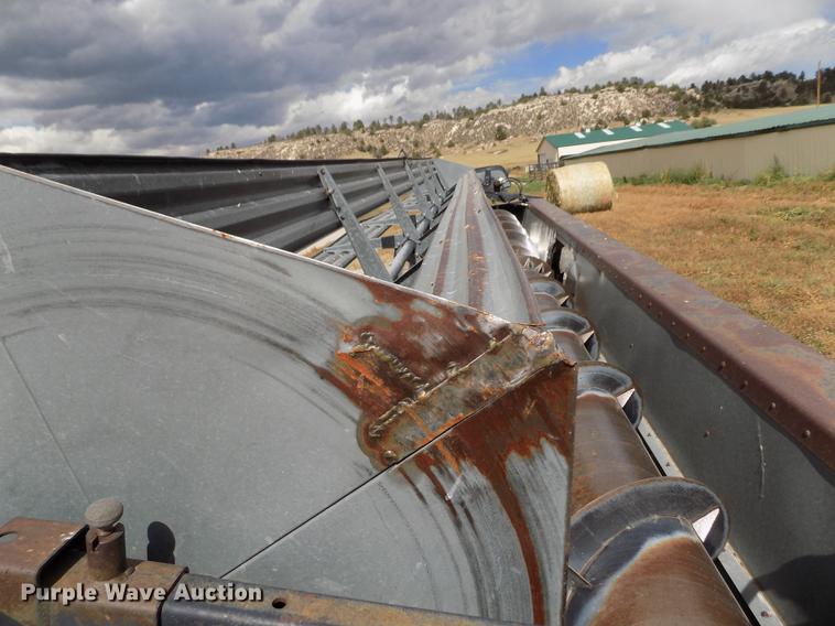 image for item ER9178 1990 Gleaner R60 combine and header