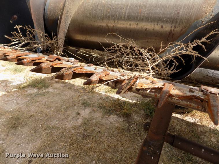 image for item ER9178 1990 Gleaner R60 combine and header