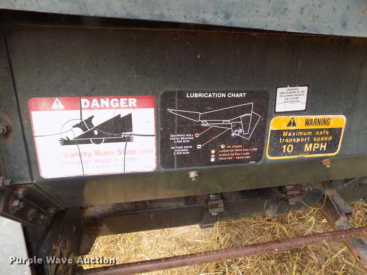 image for item ER9179 1990 Deutz Allis corn head