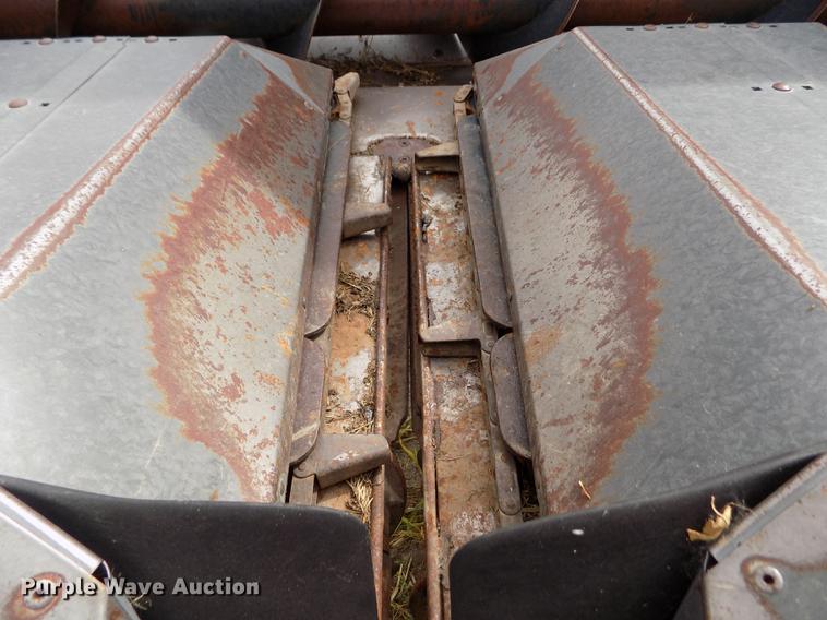 image for item ER9179 1990 Deutz Allis corn head