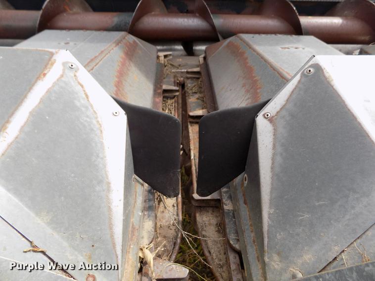 image for item ER9179 1990 Deutz Allis corn head