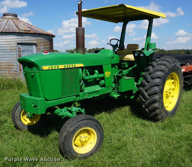 image for item ES9982 1967 John Deere 4020 tractor
