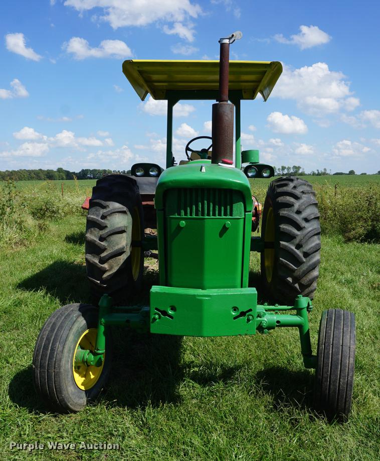 image for item ES9982 1967 John Deere 4020 tractor