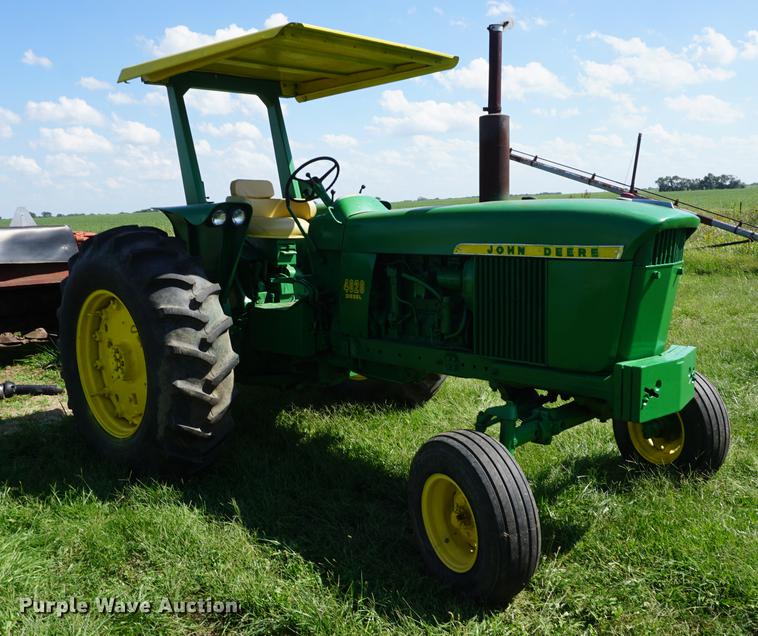 image for item ES9982 1967 John Deere 4020 tractor