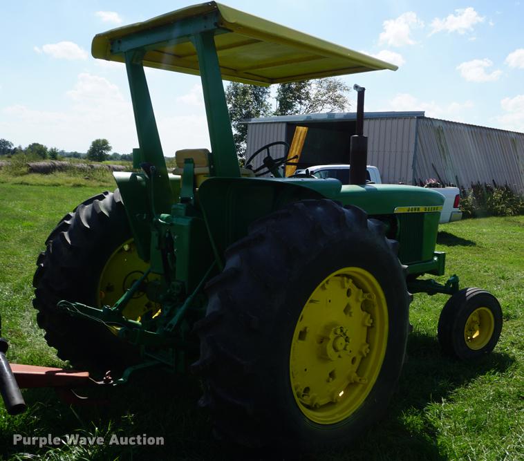 image for item ES9982 1967 John Deere 4020 tractor