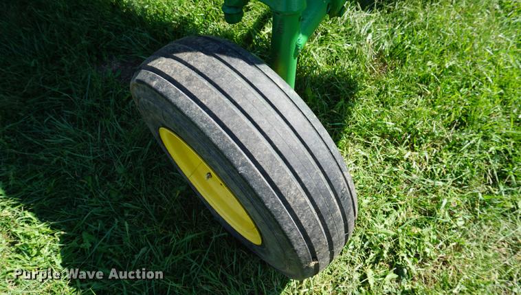 image for item ES9982 1967 John Deere 4020 tractor