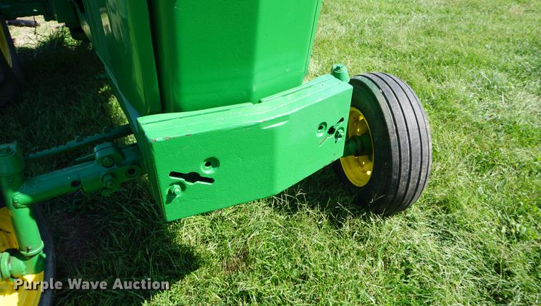 image for item ES9982 1967 John Deere 4020 tractor