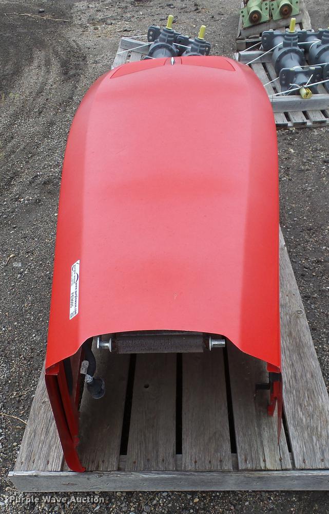 MasseyFerguson 6615 DynaVT steel tractor hood in Hesston, KS Item