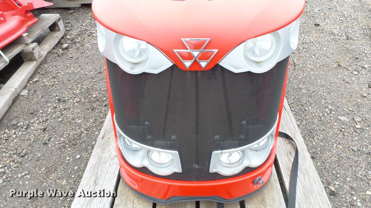 image for item FE9005 Massey-Ferguson 6615 Dyna-VT steel tractor hood