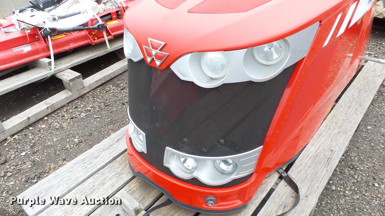 image for item FE9005 Massey-Ferguson 6615 Dyna-VT steel tractor hood