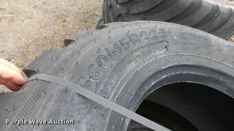 image for item FE9096 (2) Alliance 560/45R22.5 tires