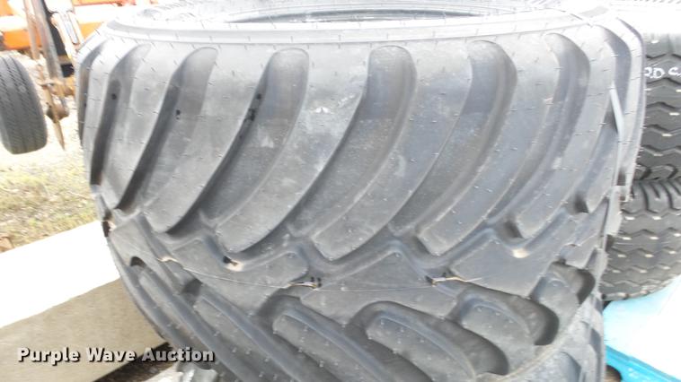 image for item FE9096 (2) Alliance 560/45R22.5 tires