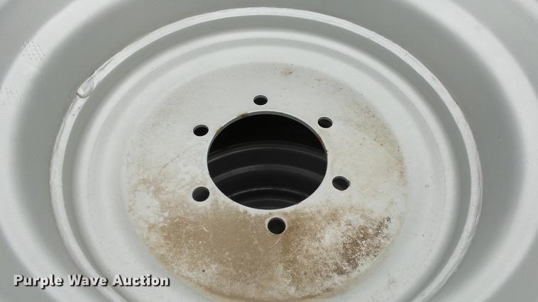 image for item FE9097 (2) ATC 560/45R22.5 tires and wheels