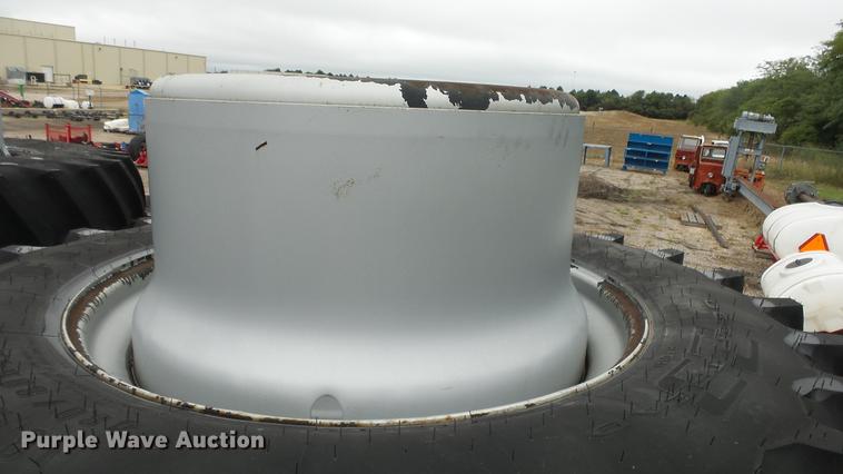 image for item FE9109 (4) Firestone 480/80R42 dual tires and wheels