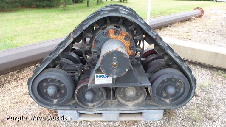 image for item FE9110 (2) GripTrac track assemblies