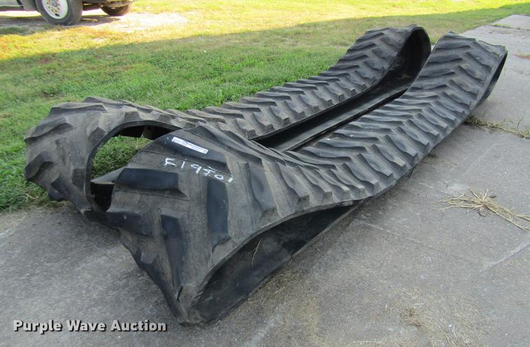 image for item FI9501 (2) 24.5"W rubber tracks