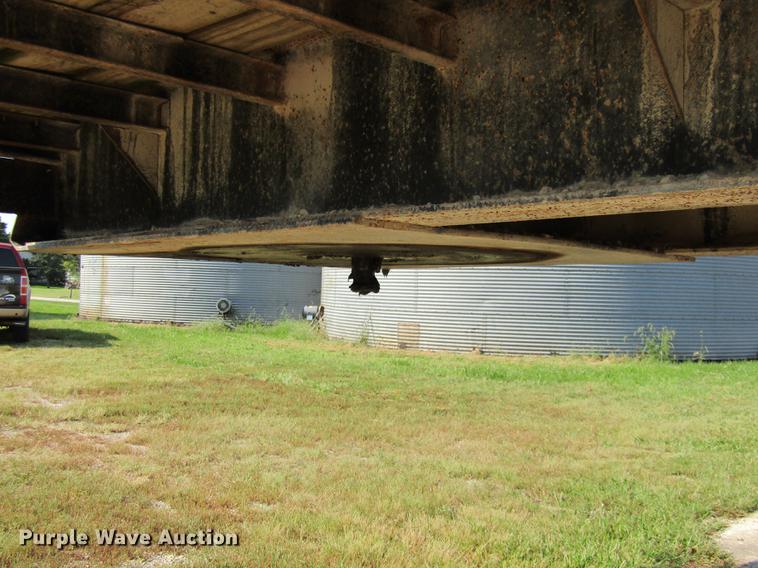 image for item FI9503 1998 Terra Flex ST340 sprayer trailer