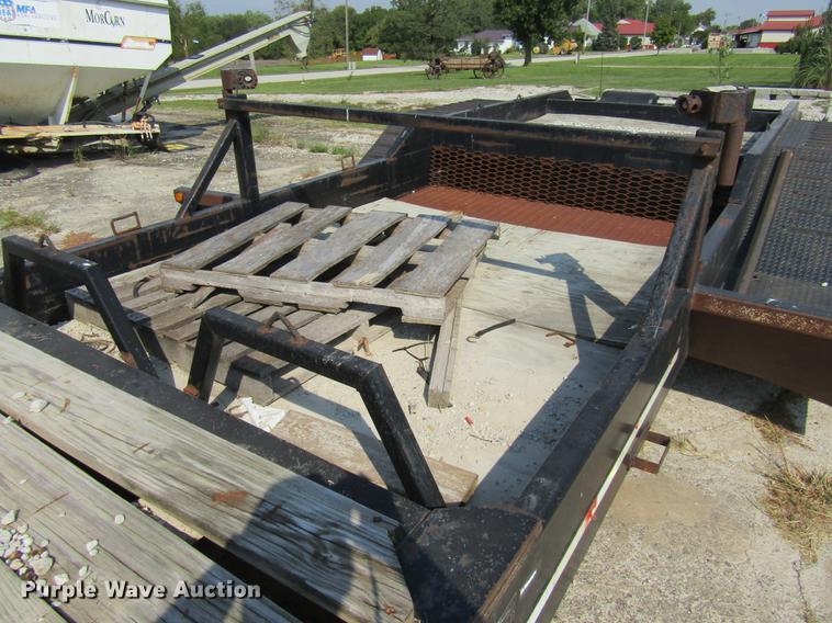 image for item FI9503 1998 Terra Flex ST340 sprayer trailer