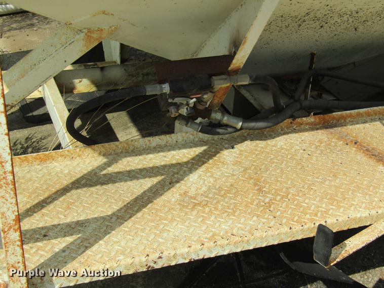 image for item FI9504 Willmar Load Runner 10 tender bed