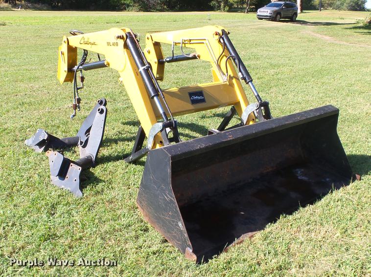 image for item FO9047 Challenger ML40B loader