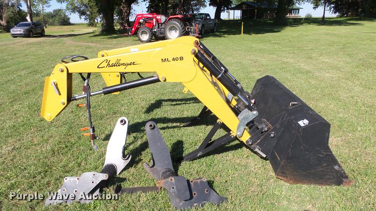 image for item FO9047 Challenger ML40B loader