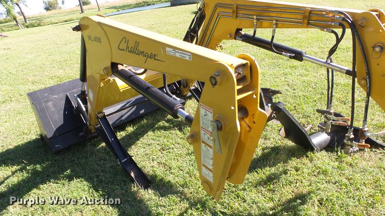 image for item FO9047 Challenger ML40B loader