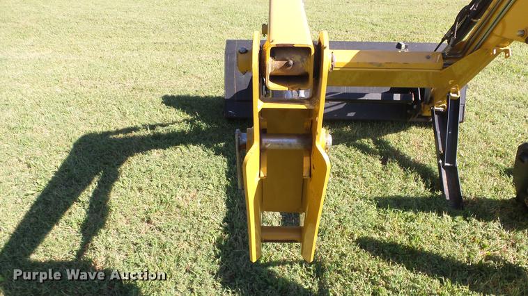 image for item FO9047 Challenger ML40B loader