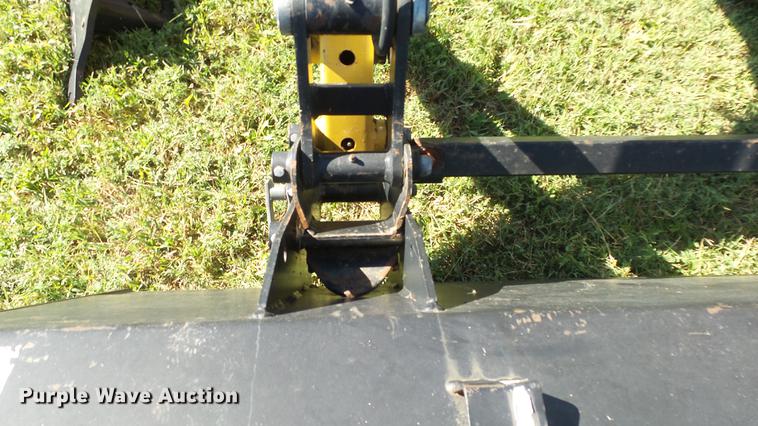 image for item FO9047 Challenger ML40B loader