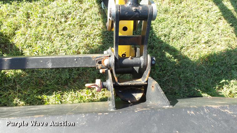 image for item FO9047 Challenger ML40B loader