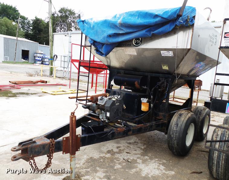 image for item DB7010 Adams fertilizer tender