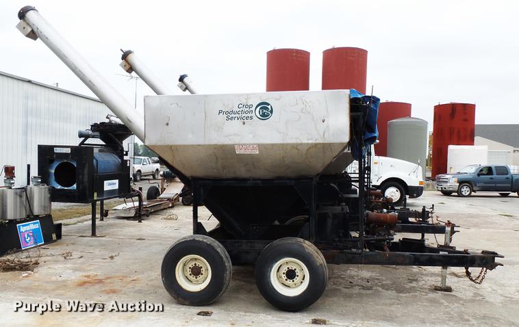 image for item DB7010 Adams fertilizer tender