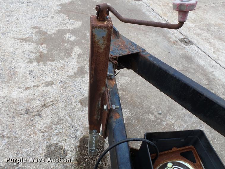 image for item DB7010 Adams fertilizer tender