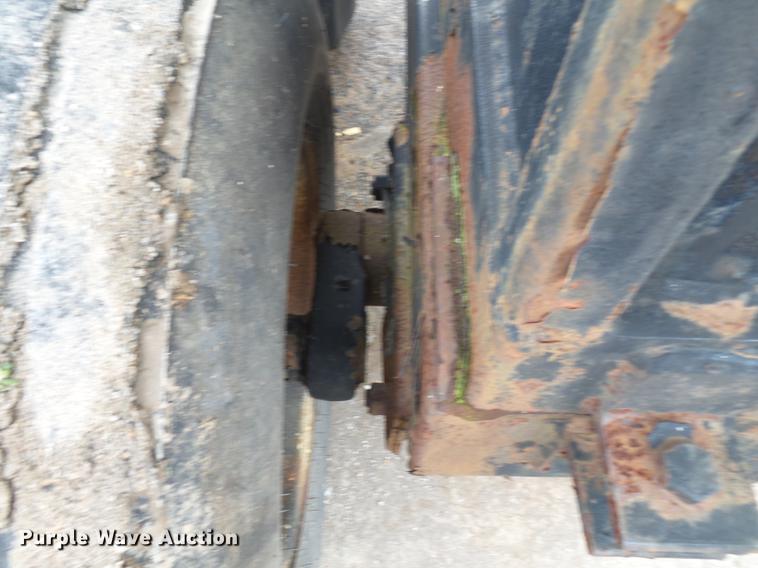 image for item DB7010 Adams fertilizer tender