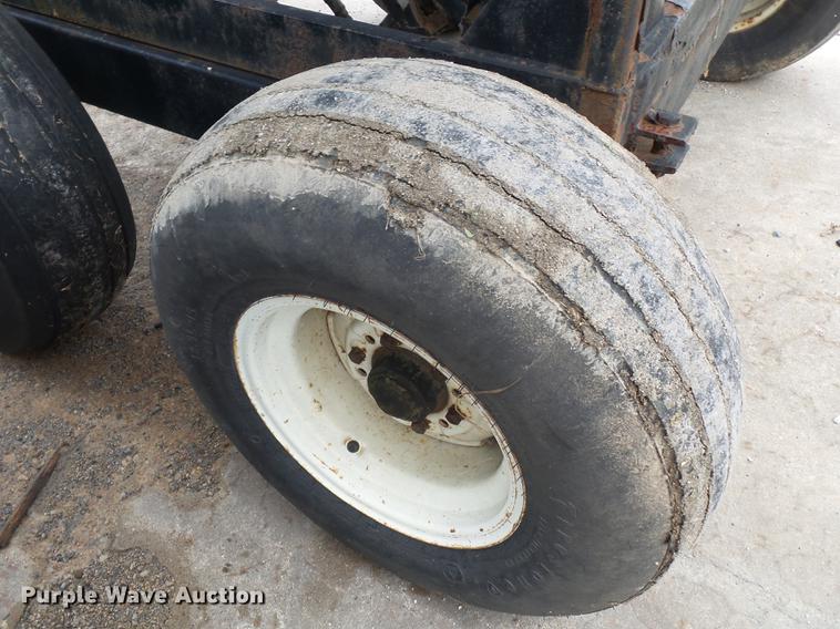 image for item DB7010 Adams fertilizer tender