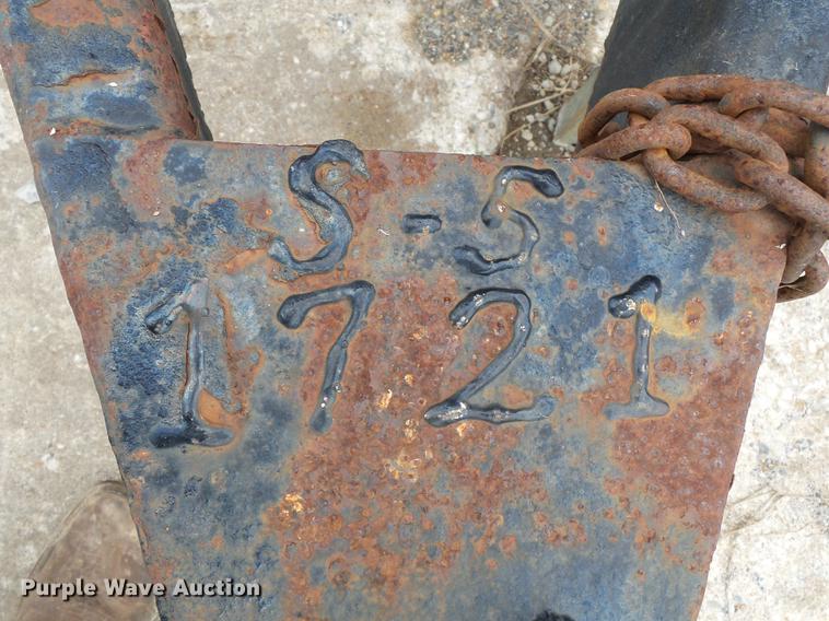 image for item DB7010 Adams fertilizer tender