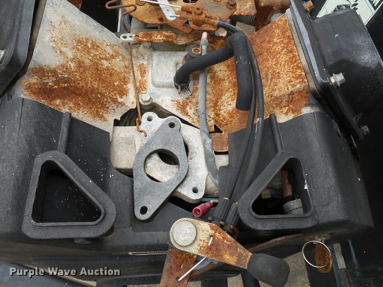 image for item DB7011 Adams fertilizer tender