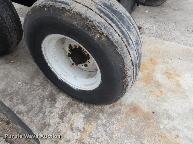 image for item DB7011 Adams fertilizer tender