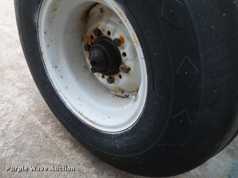 image for item DB7011 Adams fertilizer tender