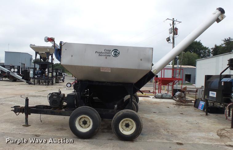 image for item DB7012 Adams fertilizer tender
