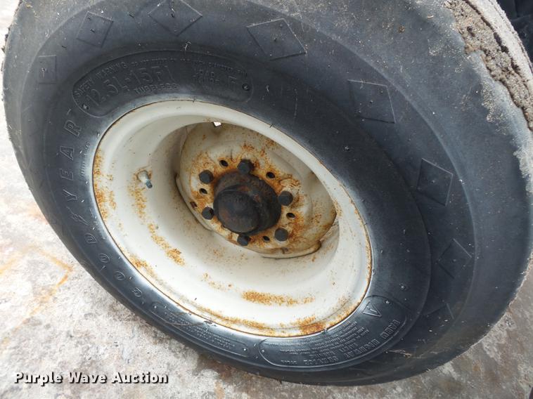 image for item DB7012 Adams fertilizer tender