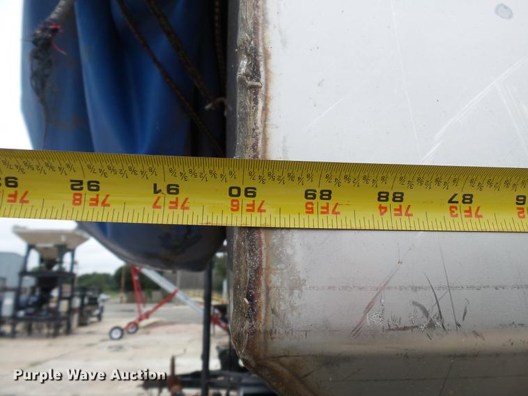 image for item DB7012 Adams fertilizer tender