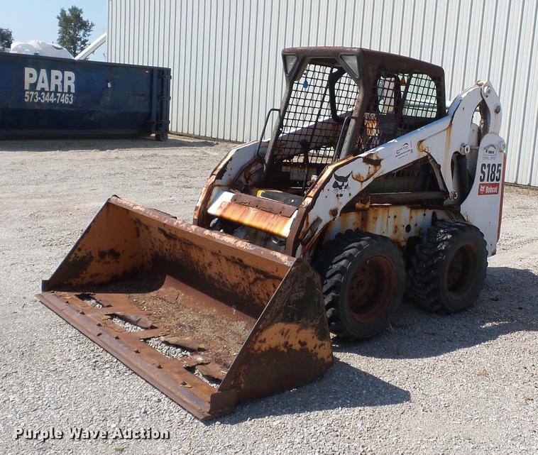 image for item DB7043 2010 Bobcat S185 skid steer