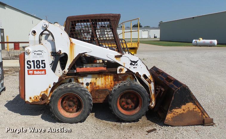 image for item DB7043 2010 Bobcat S185 skid steer